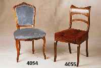 3 BiedermeierstÜhle, sÜddeutsch, um 1830, Nußbaum massiv, Nußbaumfurnier, RÜcken geschwu ngen, unbehandelt, original Polsterung, Bezug ...