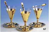 6 Eisbecher, Wolf Pforzheim, Feingold- auflage, mit 5 Unterteller Durchm. ca. 12.5 cm, Glaseinsatz und 5 orig. LÖffel, Ges.-H ca. 6.5 cm