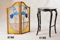 Jugendstil-Bleiglasfenster, deutsch, um 1900, abstrakt floral, mundgeblasenes Glas, in fei nen Gelb- und BlautÖnen, warme und kalte Farbi gkeit gut ...