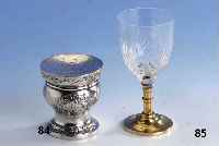 LikÖrglas, Fuß und Stiel GG 585/000, Kelch Kirstallglas geschnitten und geschli- fen, monogr. GLW, dat. 22. Mei 1852-1902