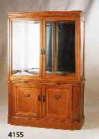 Vitrinenschrank, mitteldeutsch, um 1905/10, Korpus Eiche und Weichholz, Eichefurnier, sparsam aufgelegte Schnitzereien, Furnier z.T. gespiegelt, ...
