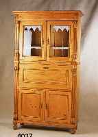 SchranksekretÄr mit Vitrinenaufsatz, deutsch, um 1890, GrÜnderzeit, Kiefer, Mittelteil mit 3/4-SÄulen, Lisenen mit Velutenabschluß, abge- laugt, ...