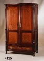 Kleiderschrank, Wien, um 1900, signiert Jakob und Josef Korn, Buche, z.T. massiv, Nuß- baum, auf Mahagoni gebeizt, schablonierend gebleicht, ...
