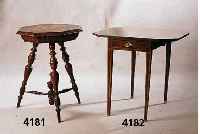 Klapptisch, deutsch, um 1900, sog. Servier- tisch, Korpus Buche, Wurzelnußfurnier, Faden- intarsien, MetallfÜße, abgeschrÄgte Ecken, ...