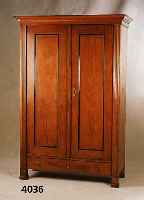 SpÄtbiedermeierschrank, deutsch/Österreich, um 1835/40, RÜckseite Weichholz, sonst Eiche massiv, abgelagertes Holz, Lisenen 5-fach ge- rieft, ...