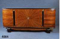 Sideboard, Frankreich, um 1935, Palisander, in schÖnem Bild furniert, z.T. ebonisiert, goldfarbene MetallbeschlÄge und Zierungen, mittlerer ...