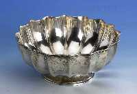 Anbietschale, Amerika, 20er Jahre, 925er Silber, Standring, Rand vielfach gebogt, H ca. 10 cm, D ca. 23 cm, ca. 500 g
