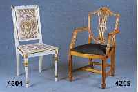 4 Armlehnsessel, deutsch, um 1970/80, Nuß- baum massiv, im Sheratonstil, versprosst, 4- fach gefieft, RÜckenlehne in Schildform, Gar- ...
