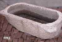 Wassertrog, China, um 1900, Granit massiv, aus einem Block gehauen, auch als Brunnen ge- eignet, aufwendige Arbeit, vielfach verwendbar , ...