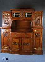 AufsatzmÖbel, deutsch, um 1904/08, wohl Karlsruhe, Jugendstil, Korpus Weichholz, Eiche massiv, Eichefurnier, aufgesetzte Leisten, ge rieft, Inlets ...