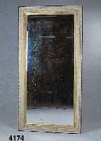 Spiegel, deutsch, um 1900, Holz, Rahmen auf- gestuckt, Eichenlaub, abstrakter Akantus und Perlleiste, facettiertes Glas aus der Zeit, sehr gute ...