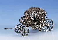 Miniatur-Kutsche, Silber, Filigranrabeit, RÄder beweglich, H ca. 6.5 cm, L ca. 13 cm
