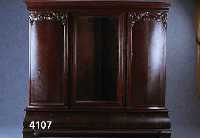 BÜcherschrank, deutsch, um 1925, Korpus Buche und Eiche massiv, Eichefurnier, gespie- gelt, in sich differenziert, sogenannte Rahmenlegung, ...