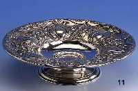 Anbietschale, Amerika um 1906, 925er Silber, New York, Meistermarke Whiting Manufactoring Company, reicher MaiglÖckchen- dekor, mittig ...