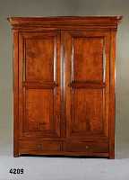 Dielenschrank, Elsaß-Lothringen, um 1780/1810, auf Rahmen gearbeitet, Korpus Kirschbaum massiv, Eiche und Weichholz, ausgesuchtes Kernholz bei ...