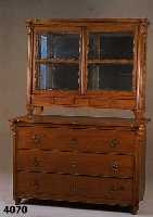 Aufsatzkommode, sÜddeutsch, um 1810/1835-40, Korpus Weichholz, Front und Schauteile Eiche massiv, 3-schÜbig, original BeschlÄge und Ver- ...