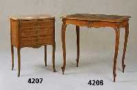 Pfeilerkommode, wohl Frankreich, um 1900, Korpus Weichholz, Rahmenfassung, z.T. Nußbaum massiv, 3-schÜbig, WÜrfelintarsien rhomboid angeordnet, ...