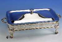 DeckelschÜssel mit Glaseinsatz, Metall versilbert, Durchbrucharbeit, auf 4 FÜßen stehend, ca. 19 x 46 x 24 cm