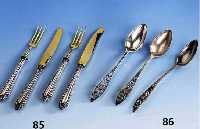 Dessert- bzw. Obstbesteck fÜr 12 Personen, deutsch um 1910, Griffe Silber (gefÜllt), Gebr.-Teile Metall vergoldet, in orig. Etui Juwelier ...