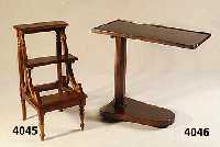 BÜchertreppe, England, um 1900, viktori- anisch, Nuß- und Birnbaum massiv, Drechselar- beit, Wangen geschwungen, selten im Angebot, auch als ...