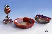 Schreibtischset, 3-teilig, mit Streifenkar- neol, deutsch/Idar-Oberstein, um 1880/90, best. aus: Kerzenhalter, TintenlÖscher und Schale ...