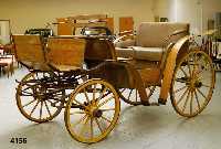 EinspÄnnerkutsche, deutsch, um 1910, soge- nannter Jagdwagen, Buche und RÜster massiv, z.T. handgeschmiedete Eisenteile, gefedert, original ...