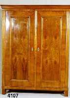 Schrank, deutsch, um 1850/60, Esche massiv, Eschefurnier, zweitÜrig, zerlegbar, FÜße er- gÄnzt, Alters- und Gebrauchsspuren, SchlÜssel fehlt, ...