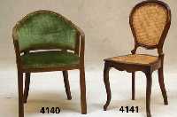 2 Stuhlsessel, deutsch, um 1900/05, Jugend- stil, nach Wiener Vorbild, Gestell Eiche massiv, Polsterung aus der Zeit, Bezug 60er Jahre, ...