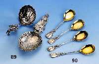 11 EislÖffel, deutsch, um 1900, 800er Silber, Meistermarke Bruckmann, Heilbronn, plastischer Glockenblumendekor, teilver- goldet, reiner ...