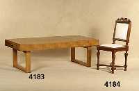 2 StÜhle, wohl Belgien, um 1890/1900, GrÜn- derzeitstil, Eiche und Kastanie massiv, Barockstil mit klassizistischen Elementen, Aufsatzteile ...