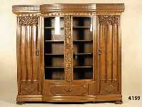 BÜcherschrank, deutsch, um 1910/12, Korpus Eiche und Buche massiv, Eichefurnier, SÄulen Wurzelnußfurnier, vertikale 3-fache Aufteilung , ...