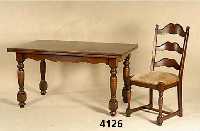 Ausziehtisch mit 4 StÜhlen, Niederlande, um 1930/40, Buche und Eiche massiv, Baluster- beine, gute Drechselarbeit, StÜhle FlÄmischer Barock, ...