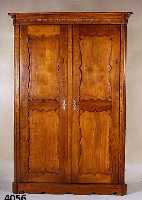 Schrank, deutsch, um 1850, Eiche massiv, zweitÜrig, zerlegbar, allseitig kasettiert, solide handwerkliche Arbeit, Alters- und Ge- brauchsspuren, ...