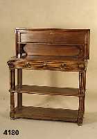 Etagere, Frankreich, um 1890, wohl Gegend um Lyon, Hartholz, Weichholz, z.T. Nußbaum mas- siv, gedrehte SÄulen, freistehend, 6-fach ge- rieft, ...