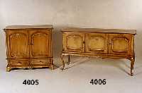 Fernsehschrank, deutsch, 60er Jahre, Warrings, auf Rahmen gearbeitet, Wurzelnuß- furnier, z.T. gespiegelt, aufgesetzte Schnitz- erei, aus der ...