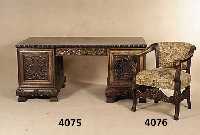ReprÄsentativer Schreibtisch, deutsch, um 1900/10, Korpus Weichholz, Buche und Eiche massiv, Schnitzerei aus dem Vollholz, z.T auf- gesetzte ...