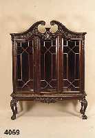Vitrine, deutsch/Edenkoben, um 1900/02, NiederhÖfer MÖbel, im Sheratonstil, Korpus Weichholz/Hartholz, Mahagoni massiv, Mahagoni- furnier, ...
