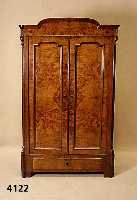 GrÜnderzeitschrank, deutsch, um 1890, Korpus Weichholz, Wurzelnußfurnier, vielfach ge- spiegelt, schÖnes plastisches strahlendes Furnierbild, ...