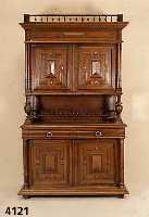 Vielzweckschrank, Belgien, um 1890/1900, Korpus Weichholz, Eiche massiv, Eichefurnier, auf Rahmen gearbeitet, aufgesetzte abstrakte Schnitzerei in ...