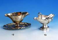 Sauciere, Silber gepr., wohl Frankreich um 1860 nach dem Vorbild von 1815/20, massives Silber gepr., im amerikanischen Stil, geschweift, ...