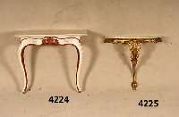 Konsole, Rokokostil, allseitig geschweift, Kunstguß u. Alabasterplatte, goldfarben gefaßt, reizvoll, Maße ca. 63 x 67 x 30 cm.