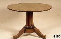 Empire-Tisch, deutsch, um 1820, Fuß u. SÄule z.T. massiv Nussbaum, Fuß 3-fach ausladend, geschweift, wuchtig, Mittelteil 6 -eckig, SÄule ...