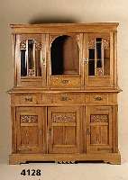 AufsatzmÖbel, deutsch/Pfalz, um 1900/05, wohl Eckel, reiner Jugendstil, Korpus Weich- holz/Hartholz, Eiche massiv, Eichefurnier, Front und ...