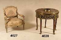 Kindersessel, wohl Frankreich, um 1890/1900, gefertigt im Stil von 1770, Korpus Buche, gestuckt und vergoldet, Rahmen beschÄdigt, ...