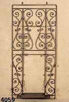 Garderobe, deutsch um 1905/10, Jugendstil, schmiedeeisen, aufwendig ornamentiert, qualitÄ tsvolle Arbeit, selten, Spiegelglas fehlt, restauriert, ...