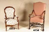 Sogenannter Voltaire Sessel, sÜddeutsch um 1835/45, Mahagoni massiv, allseitig geschweift , abstrakt florale Anspielung, Polsterung aus der Zeit, ...