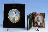Miniaturmalerei, England um 1830, Portrait eines Mannes im Frack, im Oval ca. 5 x 4 cm, reich geprÄgtes orig.-Etui