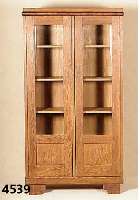 Jugendstilschrank, deutsch, um 1902/04, Korpus Weichholz, Eiche massiv, Eichefurnier, Front und Seiten auf Rahmen gearbeitet, FÜße und Zarge ...