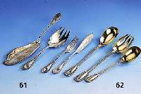 Fischbesteck fÜr 12 Personen, Fa. Bruckmann Heilbronn, um 1900, 800er Silber, best. aus: 12 Messer, 12 Gabeln, 2-teil. Vorlegebesteck, zus. ca. ...