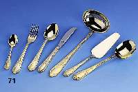 Besteck fÜr 12 Personen, 24 kt hartverg., Solingen, best. aus: 12 Messer, 12 Gabeln, 12 LÖffel, 12 KaffeelÖffel, 12 Kuchengabeln, 2 ...